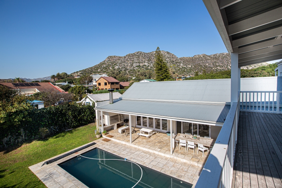 5 Bedroom Property for Sale in Kommetjie Western Cape